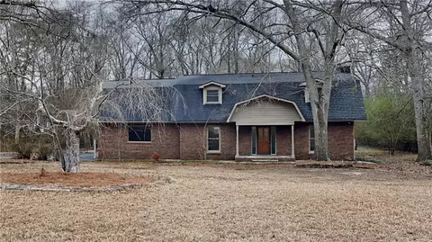 250 Southmoor Cir, Stockbridge, GA 30281