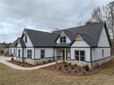 2259 County Line Rd, Acworth, GA 30101