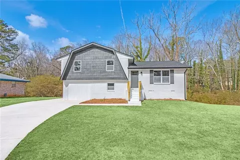 1515 High Meadow Dr, Stone Mountain, GA 30083