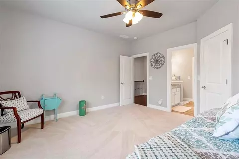 2102 Democracy Dr, Buford, GA 30519 photo 27