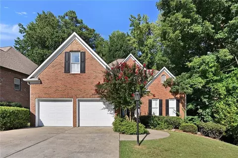 1337 Parkview Ln, Kennesaw, GA 30152