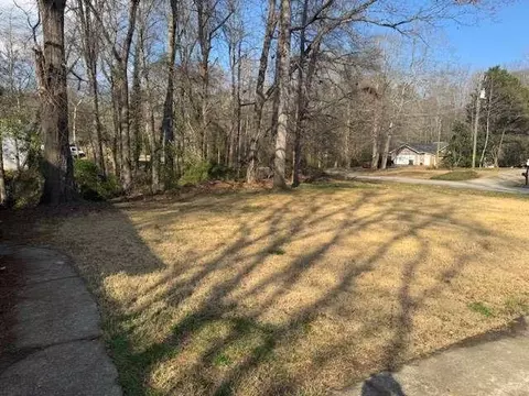 Exterior - 25 Oak Crest Ct, Covington, GA 30016 photo 2 of 2