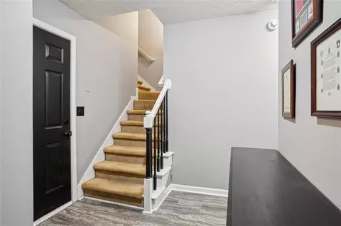Entry Way - 124 Hampton Brooke Dr, Hampton, GA 30228 photo 5 of 7