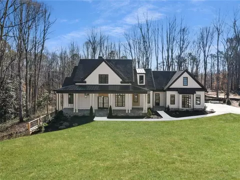 Exterior - 7760 E Cherokee Dr, Canton, GA 30115 photo 2 of 5