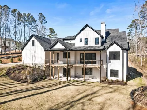Exterior - 7760 E Cherokee Dr, Canton, GA 30115 photo 4 of 5