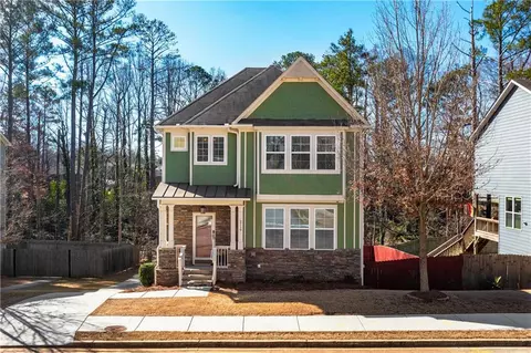 2119 Oak Knob Dr, Decatur, GA 30032