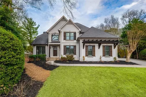 1199 Jennifer Oaks Dr, Alpharetta, GA 30004