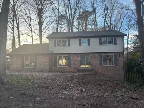 280 E Valley Dr, Marietta, GA 30068