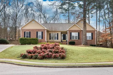 1688 Vinings Ct, Lawrenceville, GA 30043