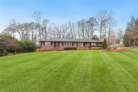 3154 Chamblee Tucker Rd, Atlanta, GA 30341
