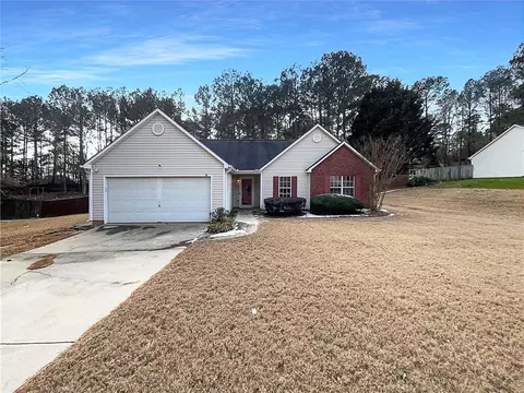 3151 Victoria Place Dr, Loganville, GA 30052