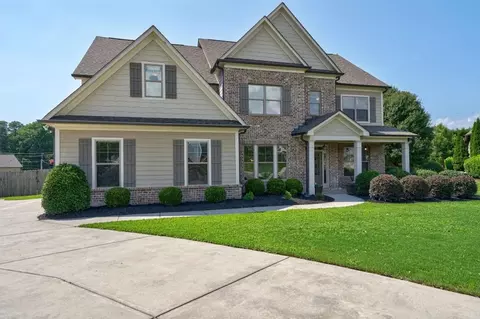 2239 Granite Path Ct, Bethlehem, GA 30620