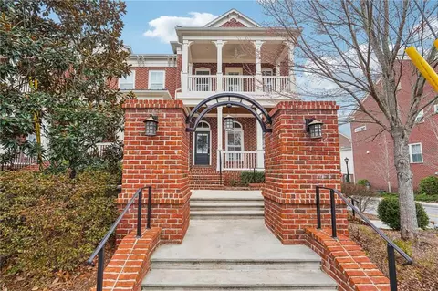 639 Brennan Dr, Decatur, GA 30033