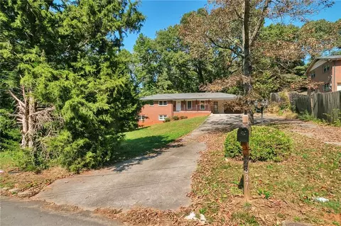 2837 Davidson Dr, Lithonia, GA 30058