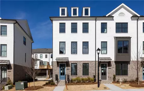 1128 Larkin Dr #36, Buford, GA 30518