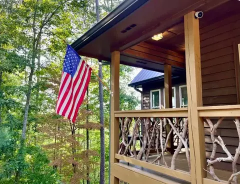 746 Myna Dr, Ellijay, GA 30540
