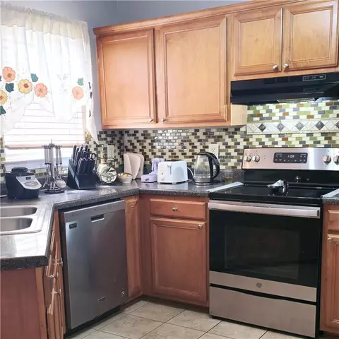 2403 Brianna Dr, Hampton, GA 30228 photo 8