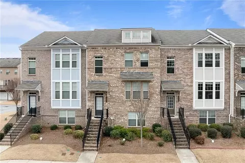 2550 Village Place Dr, Duluth, GA 30096