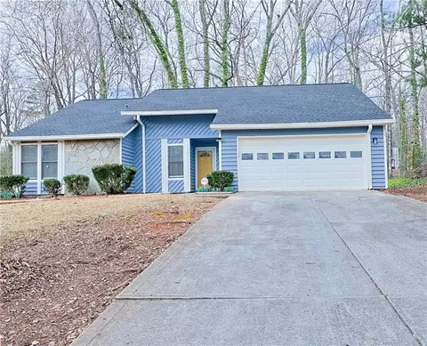 5252 Biffle Rd, Stone Mountain, GA 30088