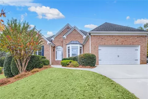 1035 Hembree Grove Dr, Roswell, GA 30076