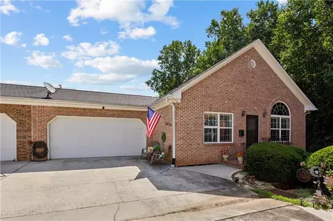 3321 Raes Creek Rd #11, Marietta, GA 30008