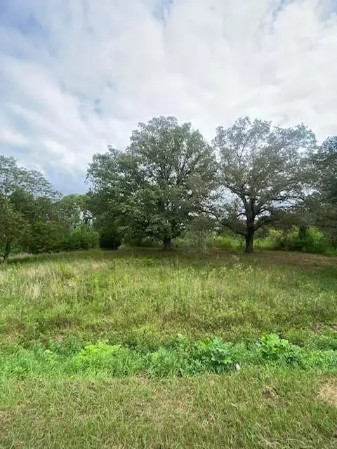 634 Old Tucker Rd, Stone Mountain, GA 30087