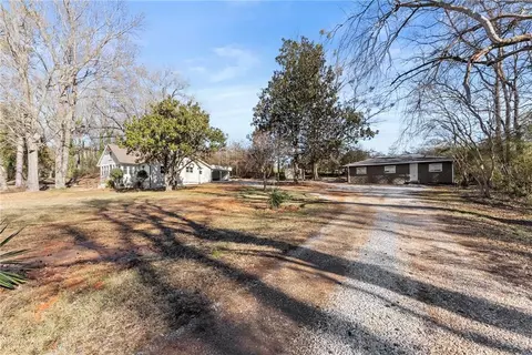 416 Highway 82 N, Jefferson, GA 30549