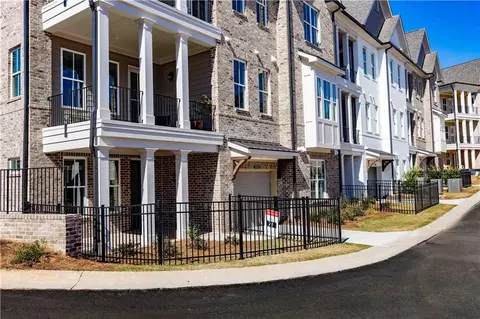 5104 Bandolino Ln #329, Peachtree Corners, GA 30092