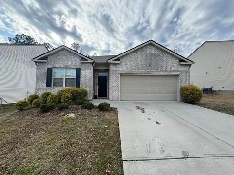 5469 Waverly Dr, Atlanta, GA 30349