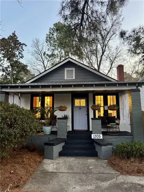 1305 E 33rd St, Savannah, GA 31404