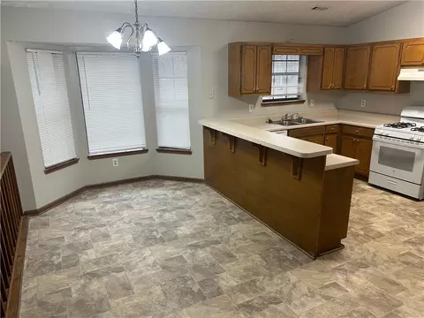 1281 Bugle Ct, Hampton, GA 30228 photo 3