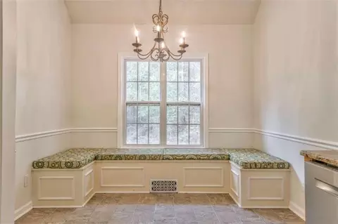 Dining - 31 Heather Cir, Cave Spring, GA 30124 photo 2 of 2