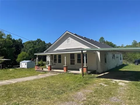 13 Rumsey Row Dr, Toccoa, GA 30577 photo 3