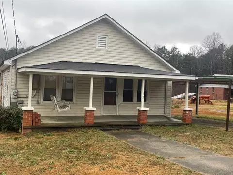 13 Rumsey Row Dr, Toccoa, GA 30577 photo 2