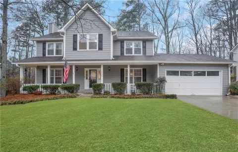 5060 Sugar Creek Dr, Sugar Hill, GA 30518