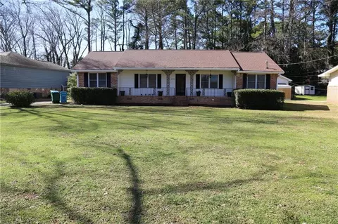 575 Midland Park Dr, Stone Mountain, GA 30087