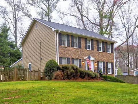 2751 Davis Rd, Marietta, GA 30062