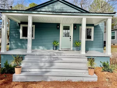 238 Phillips St, Royston, GA 30662