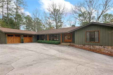 4230 N Elizabeth Ln SE, Atlanta, GA 30339