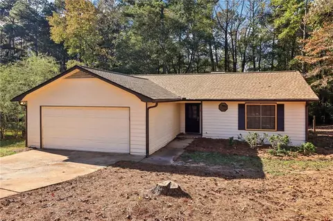 8673 Collins Dr, Jonesboro, GA 30236