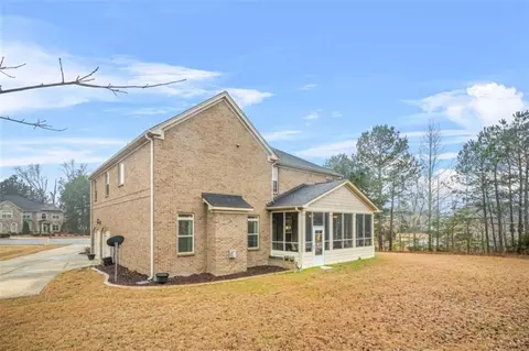 Exterior - 1305 Lanier Ct, Hampton, GA 30228 photo 10 of 11