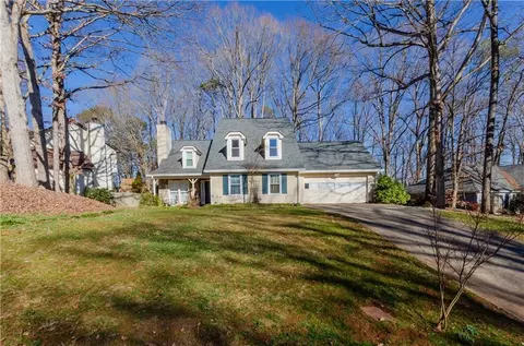 1088 Raleigh Way, Lawrenceville, GA 30043
