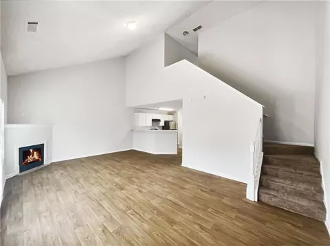 Living - 180 Fieldview Ln, Covington, GA 30016 photo 2 of 3