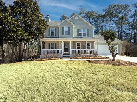 720 Manor Ridge Dr, Loganville, GA 30052