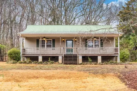 1681 Dickerson Rd, Elberton, GA 30635