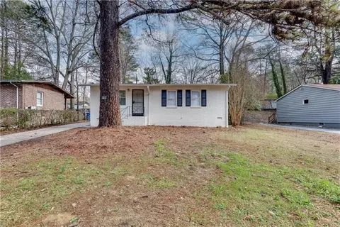 895 Mercury Dr NW, Atlanta, GA 30331