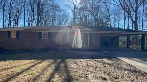 533 Fayetteville Rd, Fairburn, GA 30213