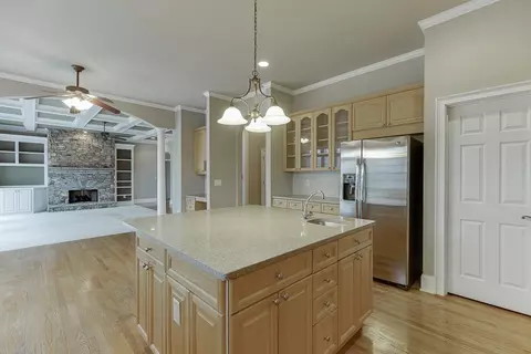 Kitchen - 3835 Greenside Ct, Dacula, GA 30019 photo 6 of 11