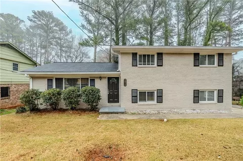 2916 Lloyd Rd, Decatur, GA 30034