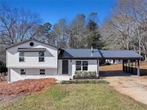 21 Anderson St, Jefferson, GA 30549